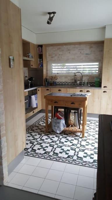 Dans Un Jardin Appartement *